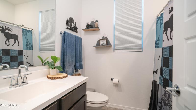 4548 Charlie Dr-6