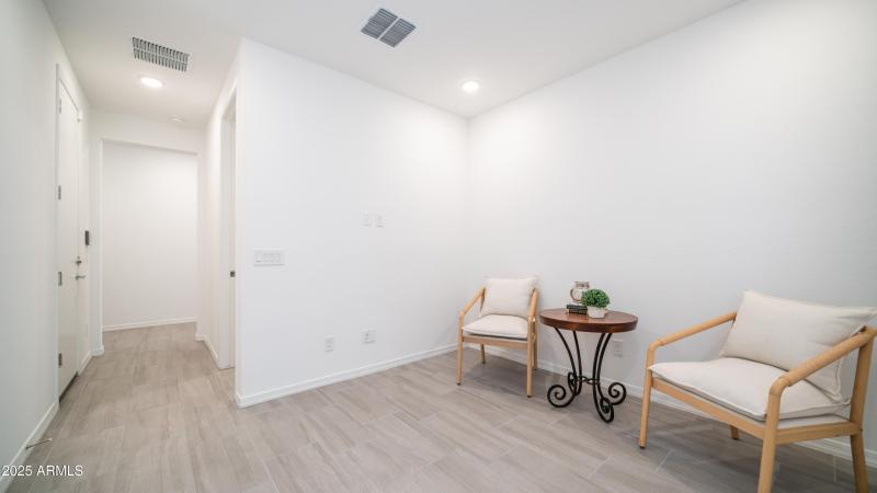 4548 Charlie Dr-11