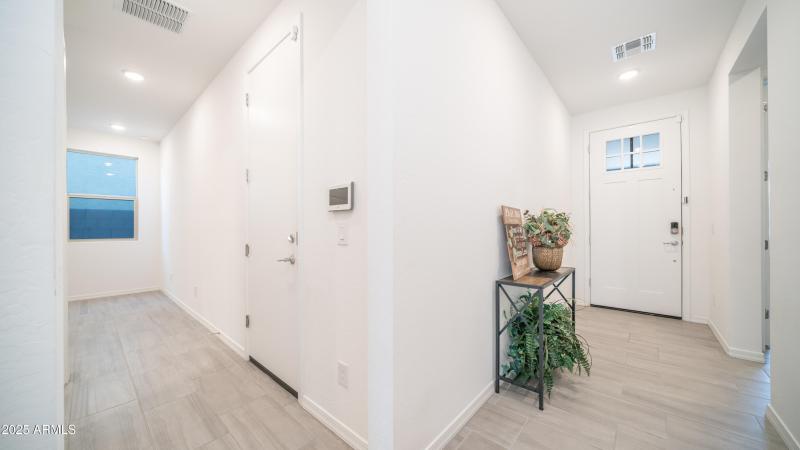 4548 Charlie Dr-9