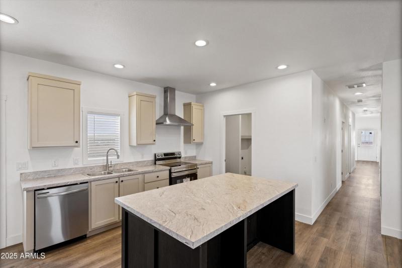 10-10-Kitchen