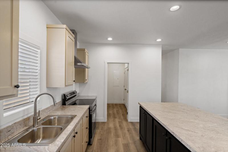 11-11-Kitchen