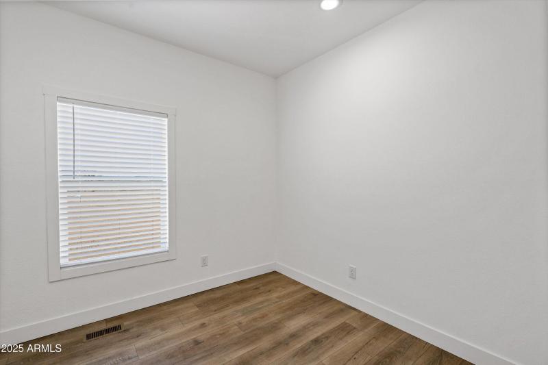 25-25-Bedroom 3