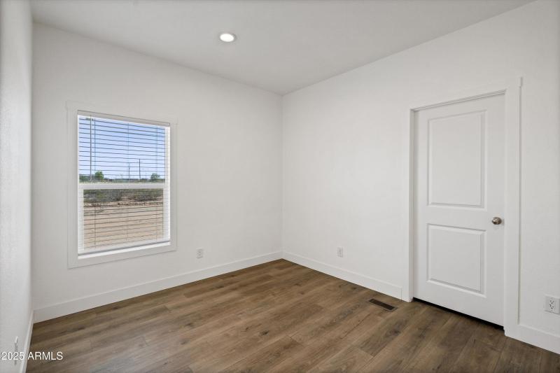 26-26-Bedroom 4