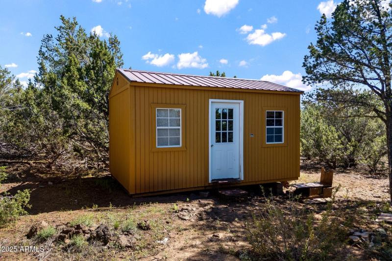 Shed