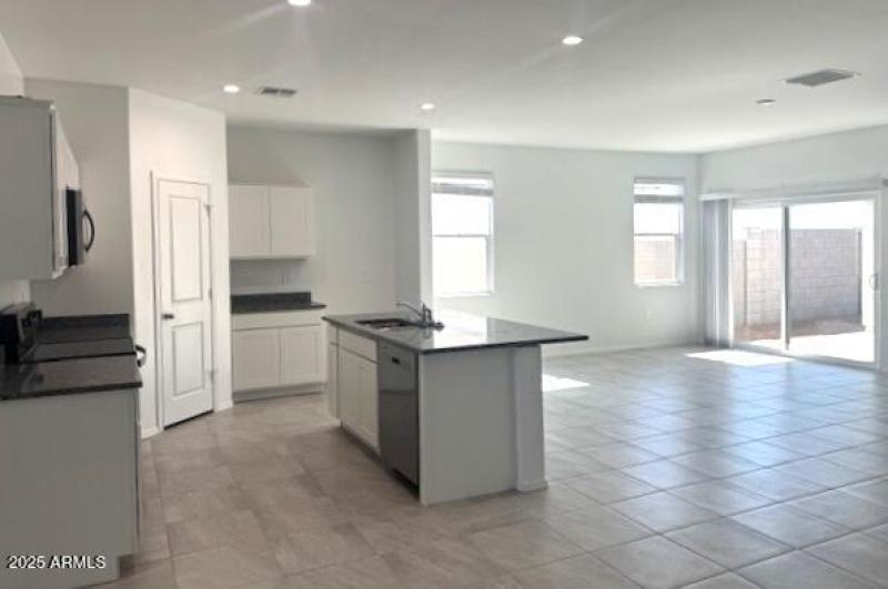 Lakeway Kitchen 2