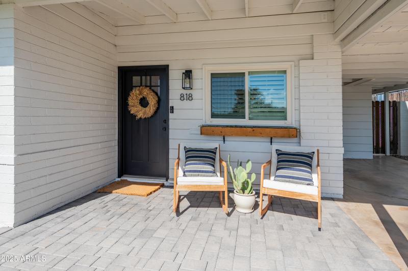 818 W Indianola Ave-8