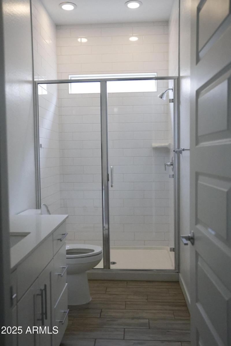 Suite Bathroom