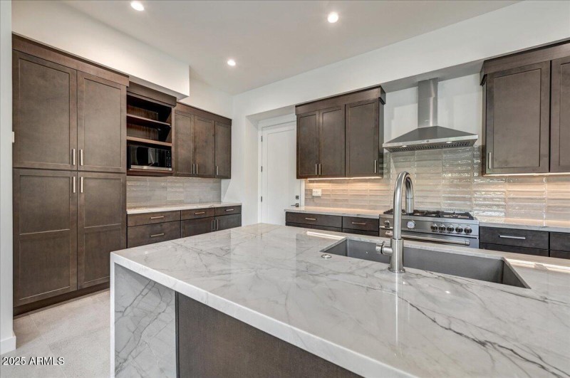 05-Kitchen Detail II