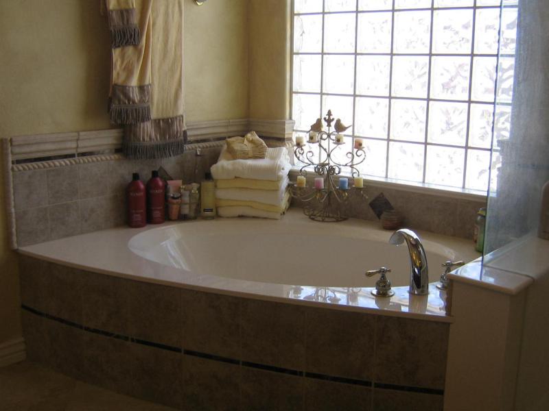 master bedroom tube