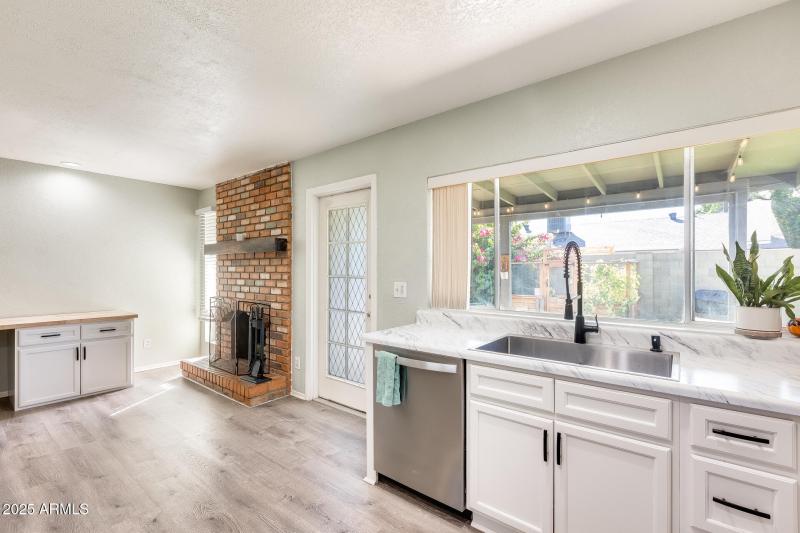 Kitchen/Fire Place
