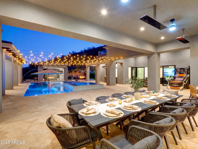 Resort-like backyard