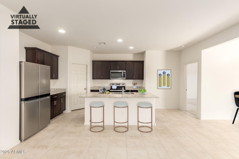 KITCHEN VIRTUALLY STAGED