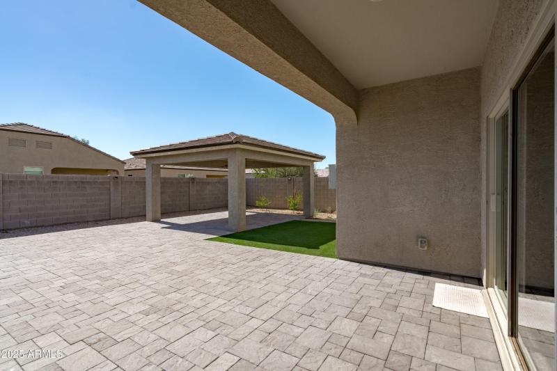 25-Patio View