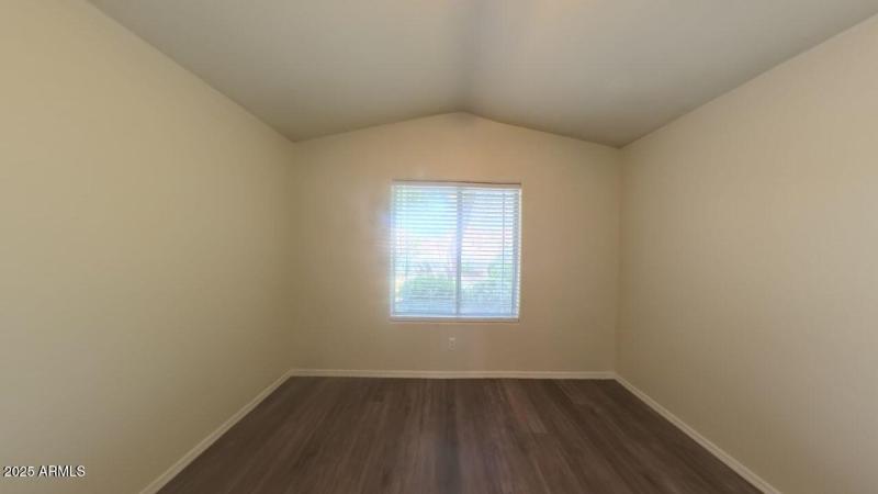 Bedroom_2