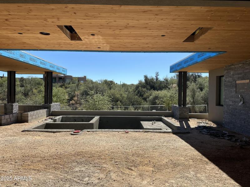 Expansive Backyard (10.19)