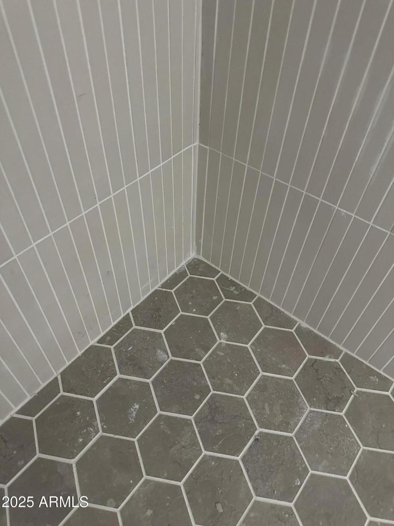 Sample Shower Tiling (10.10)