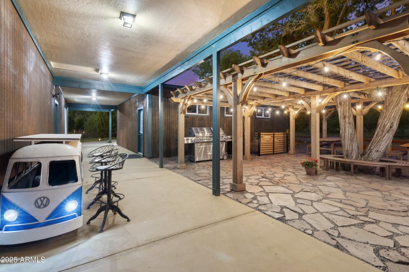 Pergola out door entertaining