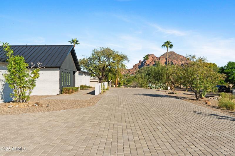 2-web-or-mls-3842-e-san-miguel-ave