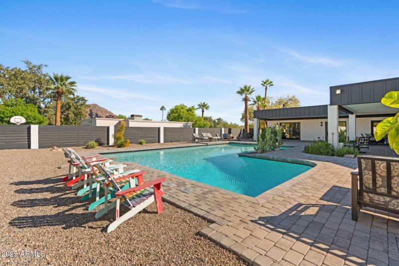 37-web-or-mls-3842-e-san-miguel-ave