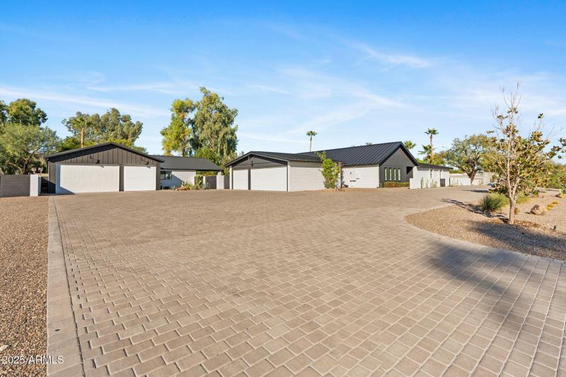46-web-or-mls-3842-e-san-miguel-ave