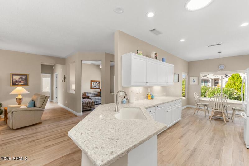 14-Kitchen