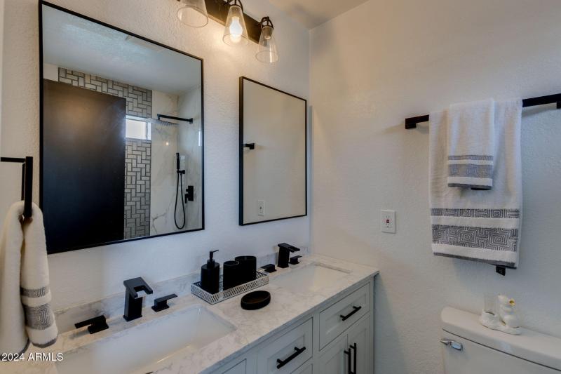 23-web-or-mls-544 e morrow dr -24