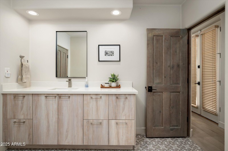 28-10918ESutherlandWay-28