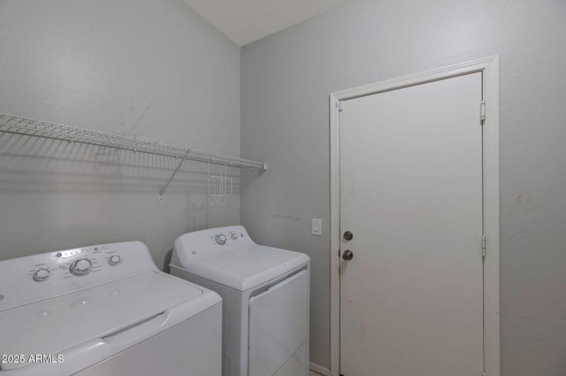 4-web-or-mls-Qp-8658