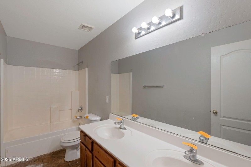 7-web-or-mls-Qp-8670