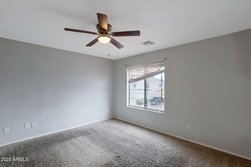 9-web-or-mls-Qp-8679