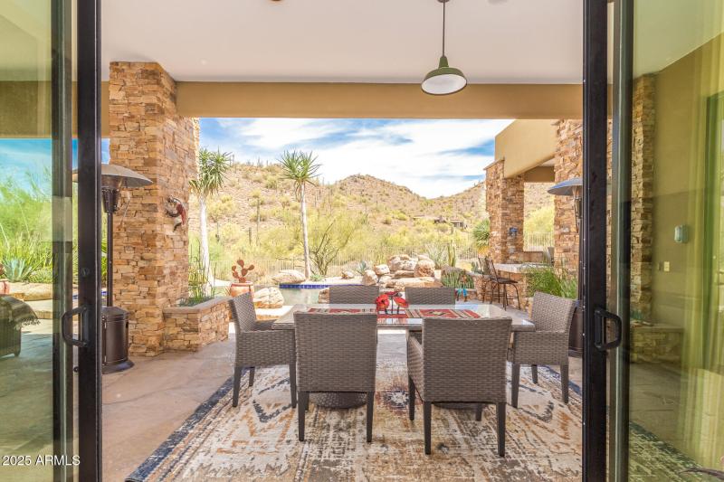 Summit Living Room Slider