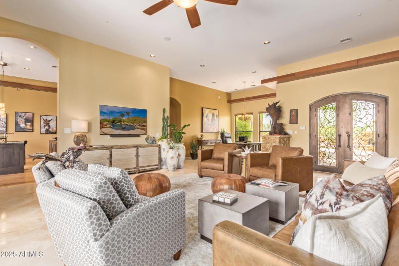 Summit living Room