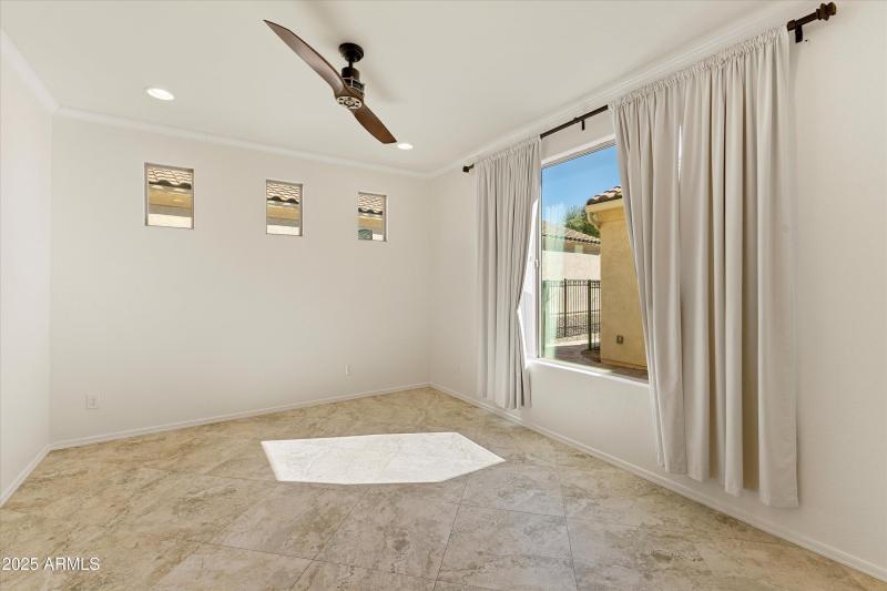19-26735 W Oraibi Dr