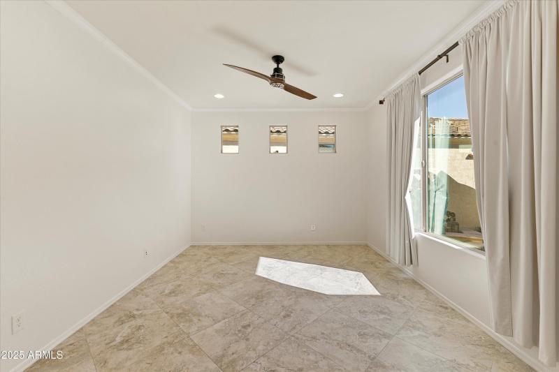20-26735 W Oraibi Dr