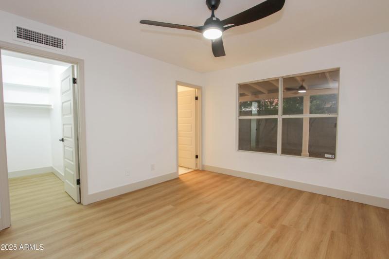 3444 E TONTO LN-24