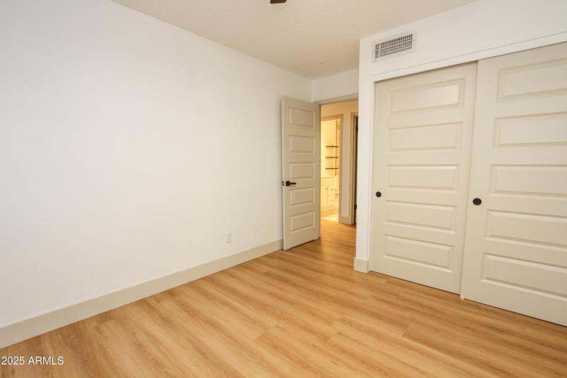 3444 E TONTO LN-36