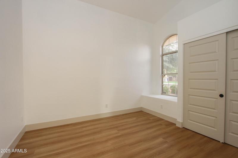 3444 E TONTO LN-37
