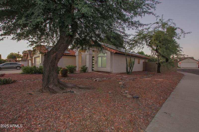 3444 E TONTO LN-43