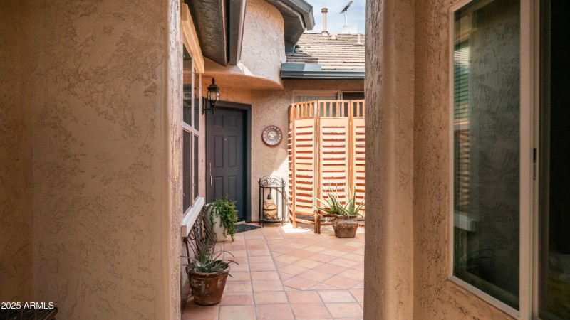 6434 W Stoney Quail Way Exterior Photos-