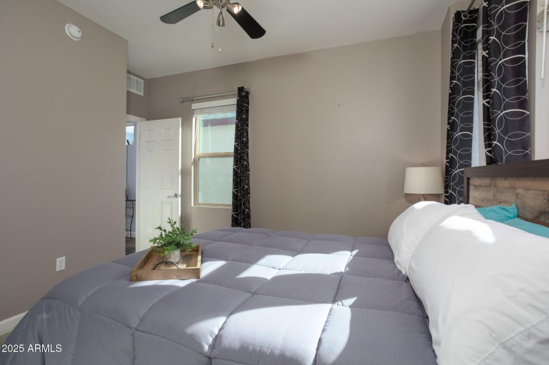 guest room 2