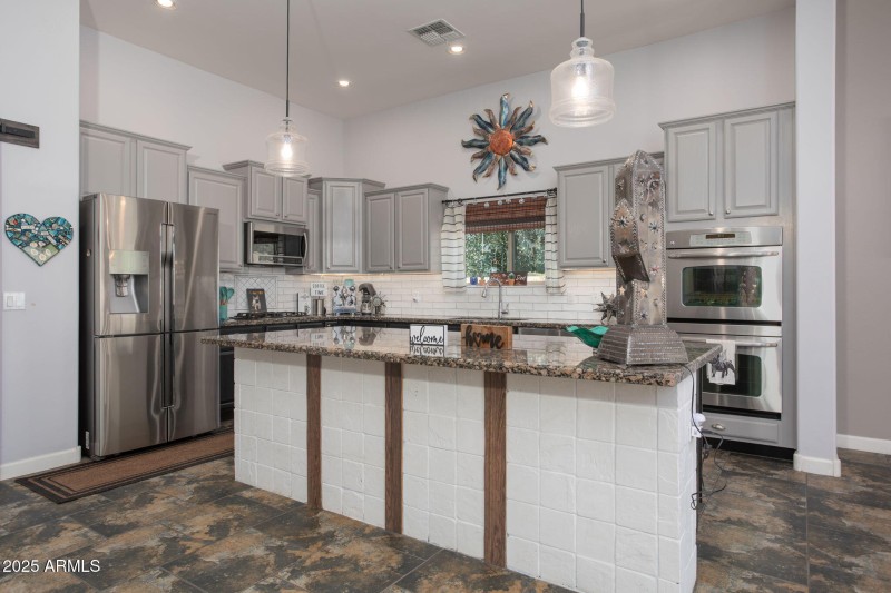 stunning kitchen