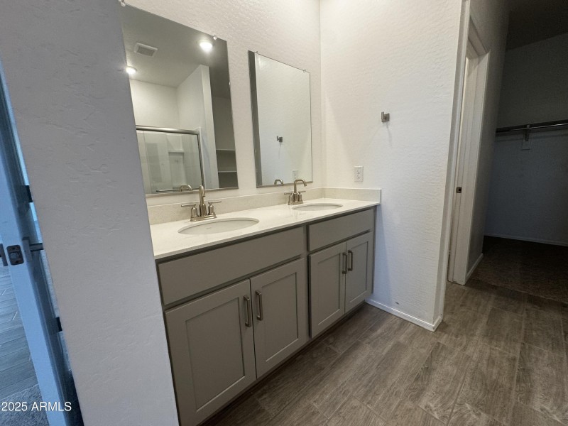 Owners Bath
