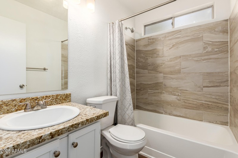 8503 W BLOOMFIELD RD