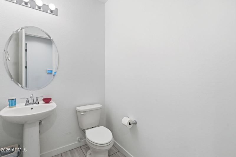 39-web-or-mls-Raymond-39