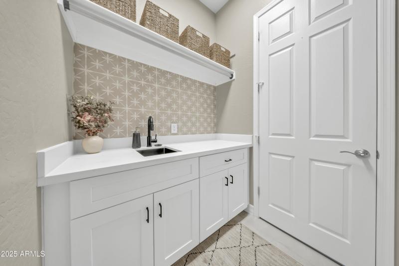 LAUNDRY ROOM SINK