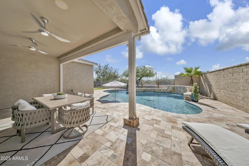 OUTSIDE LOUNGE AREA