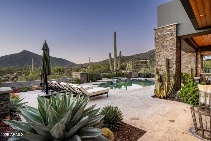 63-4176 N 99th Way-62