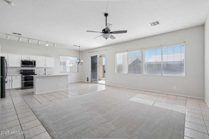 5-web-or-mls-W Ironwood St-S2010-005