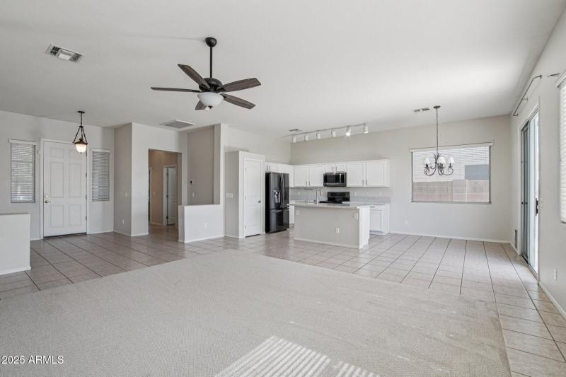 6-web-or-mls-W Ironwood St-S2010-006