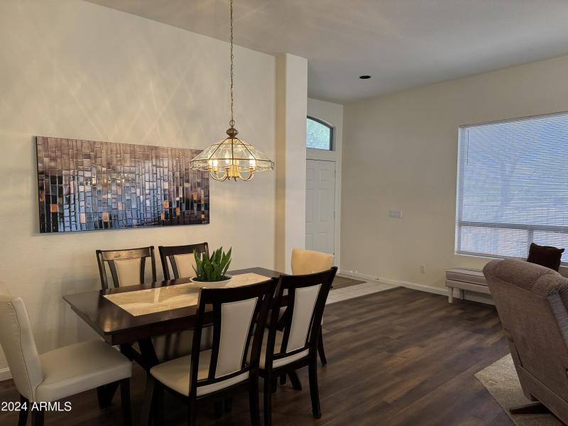 Dining area 2